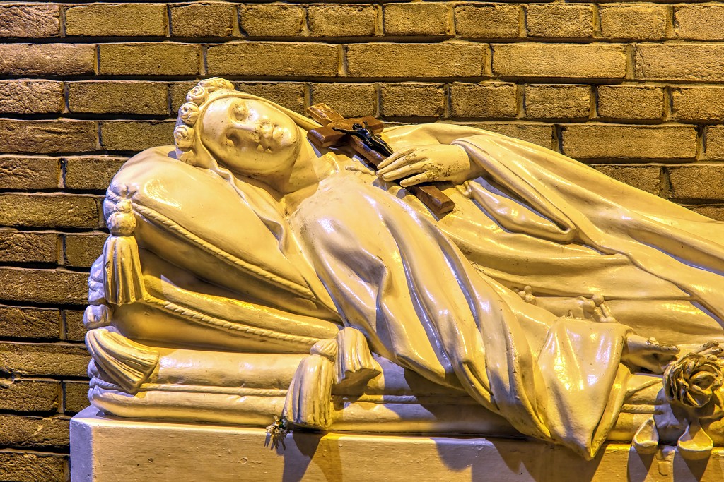 HDR Abbaye Basilique Koekelberg kerk eglise kerkfotografie religie religion bedevaart rooms katholiek kathedraal pelgrimage cathedrale klooster basiliek